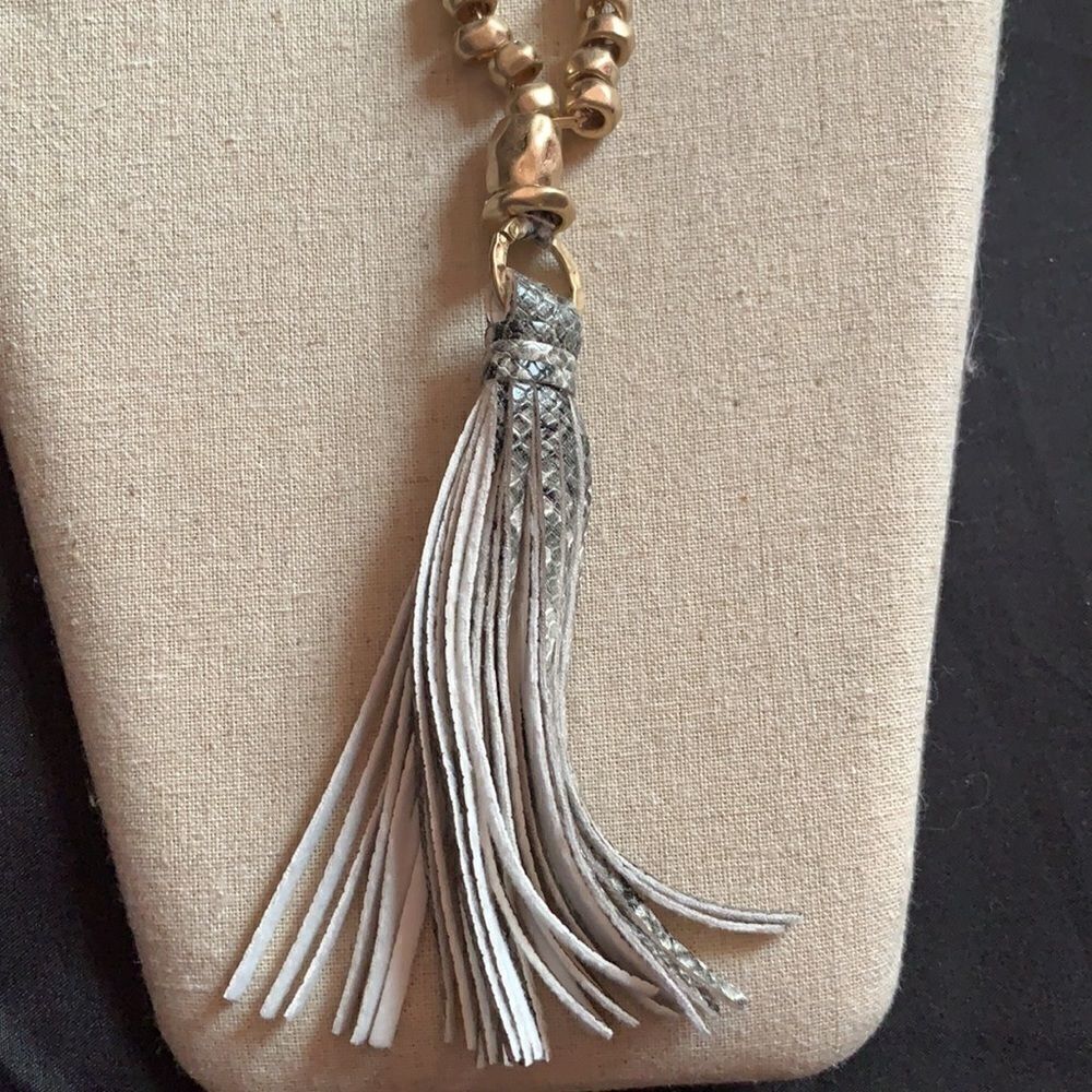 New. Gold chain bead necklace snakeskin tassel - Picture 3 of 5